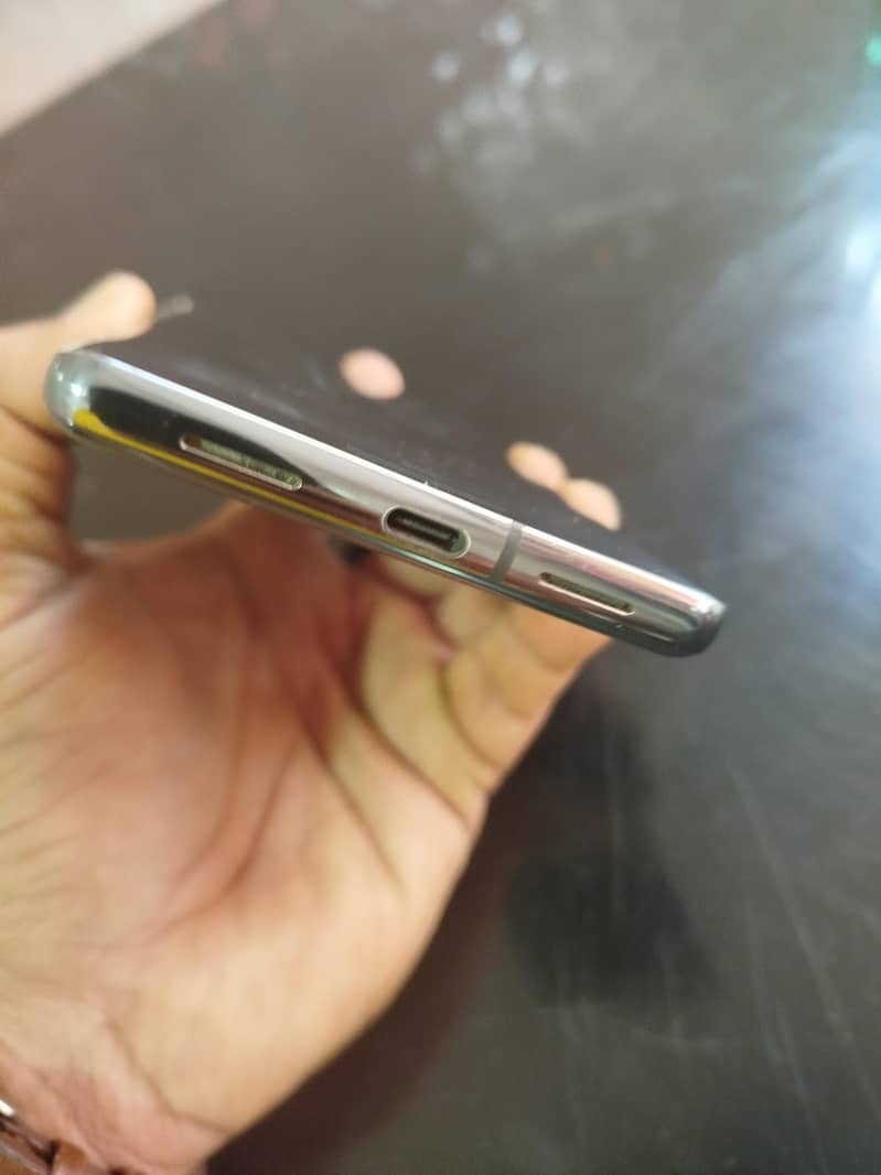 Google pixel 7 pro 2