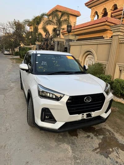 Daihatsu Rocky (Toyota Raiz) 2021.2025 November fresh import