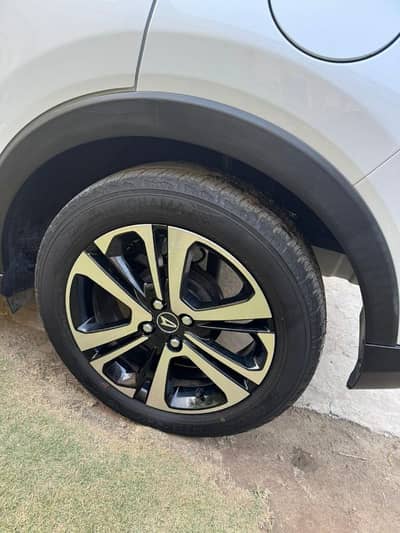 Daihatsu Rocky (Toyota Raiz) 2021.2025 November fresh import