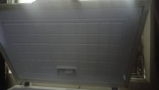 Waves Deep Freezer for Sale – Excellent Condition