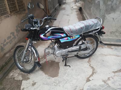 Honda CD 70 good condition arjent sale. 03025424537