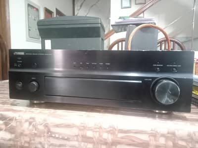 Yamaha stereo amplifier