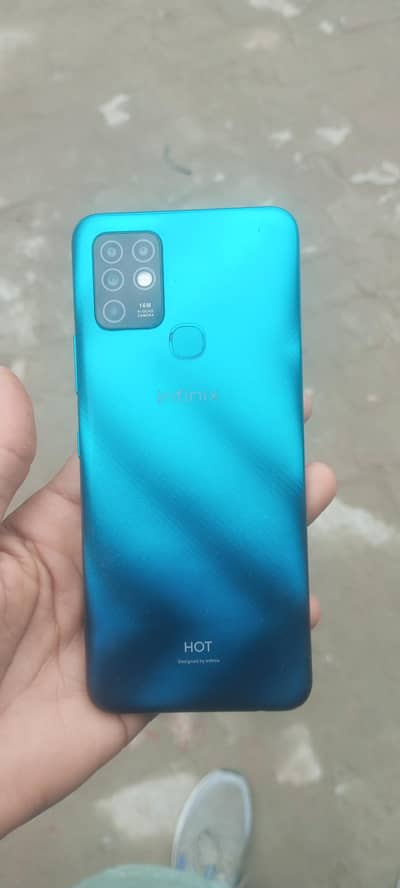 infinx hot 6/128 with box charge