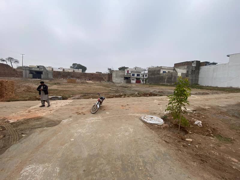 Plot for sale 5 Marla level plot 1