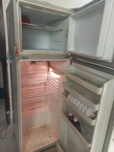 Dawlance Refigenerater for sale in Reasonable price