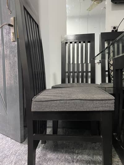 Dining Table 6 chairs