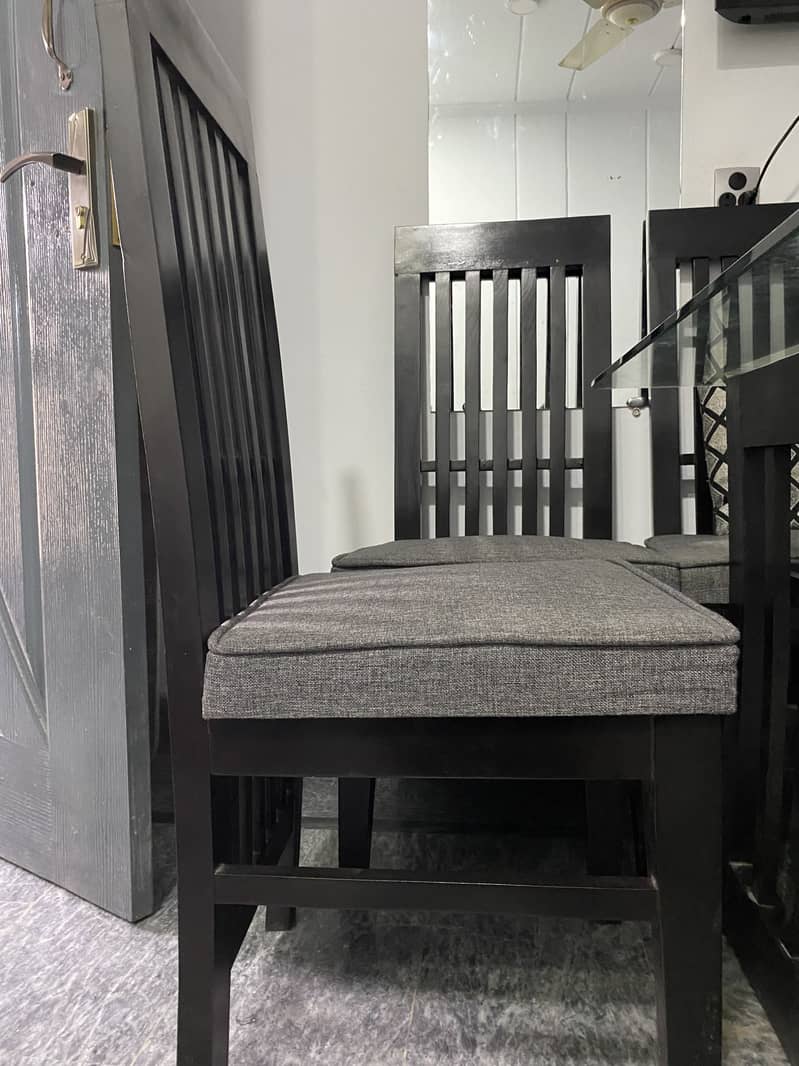 Dining Table 6 chairs 1