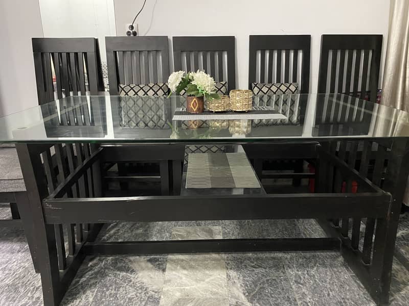 Dining Table 6 chairs 0