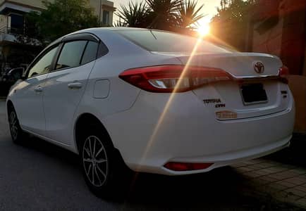 Toyota Yaris Ativ Automatic