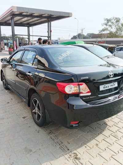 Corolla Altis 1.8 Cruisetonic Automatic family use car