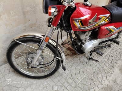 Honda CG 125 Hyderabad num 2025 mint condition
