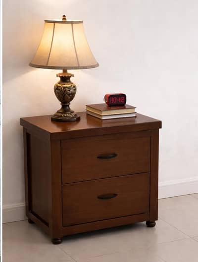 Solid Wood Bed Set with Side Tables – Excellent Condition