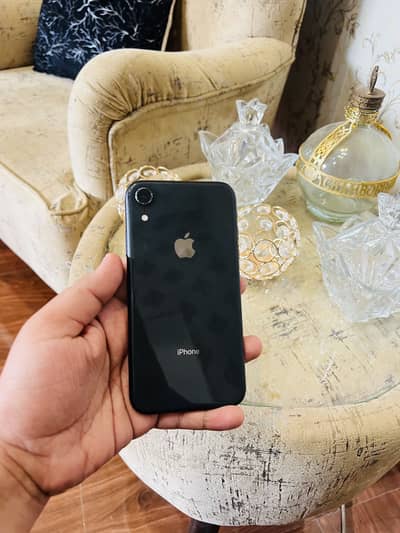 iPhone xr 128gb factory unlock urgent sale
