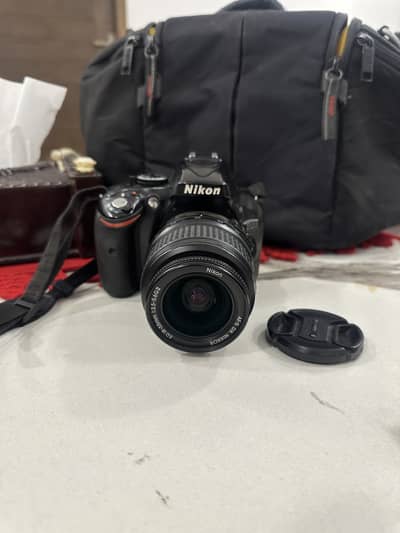 Nikon D5200 For Sale in B-17