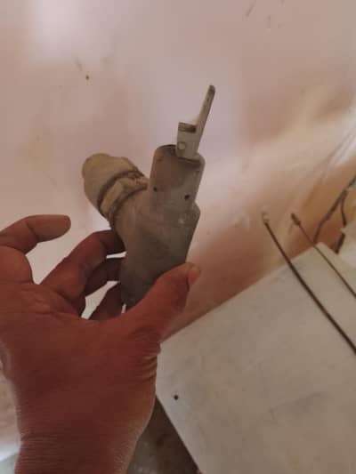 Geyser thermostat/pressure valve