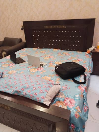 Quality Bed with Side Tables & 7 Seater Sofa For Sale
