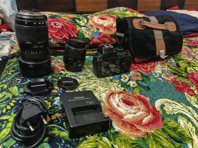 nikon d3100 (only 6000 shutter count) almost mew