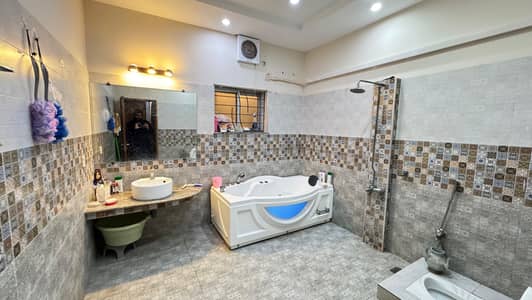 1 Kanal Brand New Condition Full House With Gas Available For Rent In Canal Garden Near Bahria Town Lahore