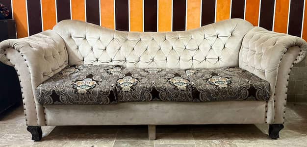 7 Seater Sofa Set with Center Table