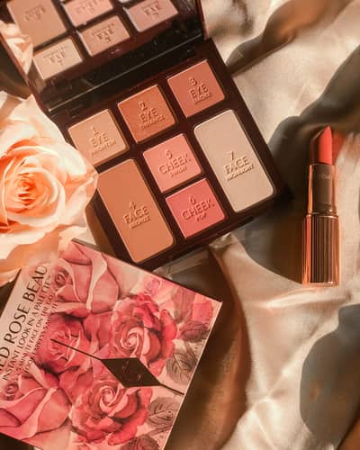 Charlotte Tilbury Instant Look in A Palette for immediate sale