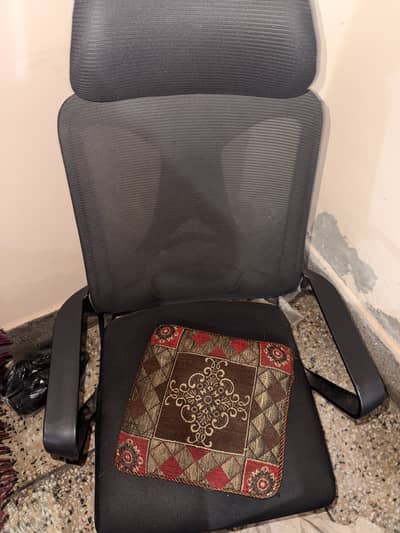 Used Office Chair for Sale – Like New (10/10 Condition)