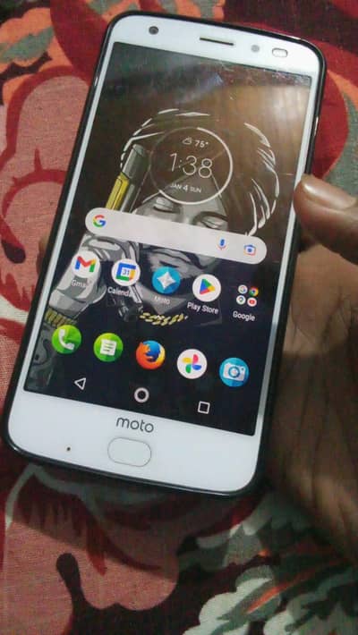 Moto z2 force