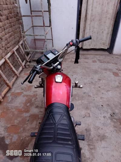 bike main koi falt NHI hai all okay hai just buy nd ride