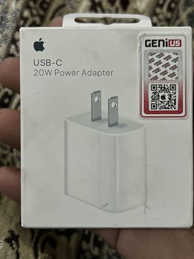 iPhone adopter 20W