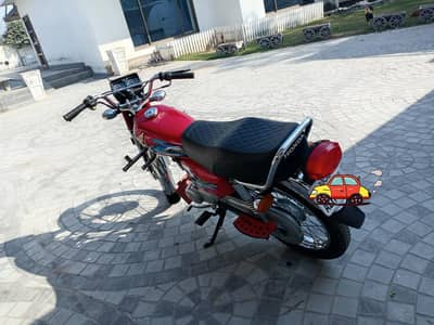 Honda 125.24/25 for sale lush condition one hand use 03467706291 is nm