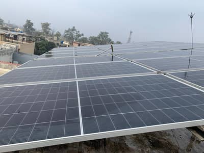 Commercial Solar System/ Longi Panels/ Canadian Solar Panels