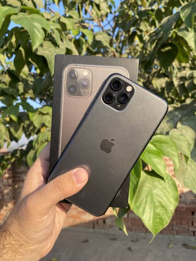 Iphone 11pro 256 gb pta approved