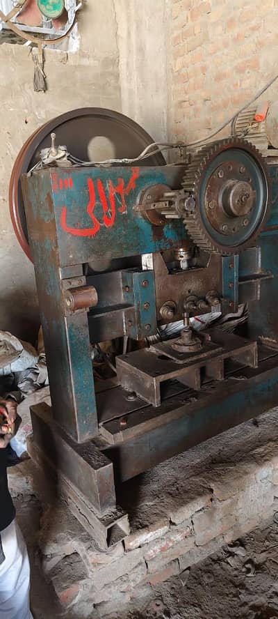 Power Press Machine 43 inches width inside