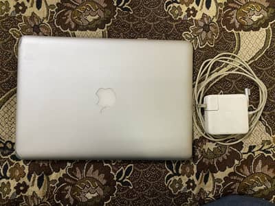 MacBook pro 2012 mids