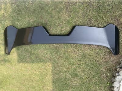 Raize spoiler material plastic