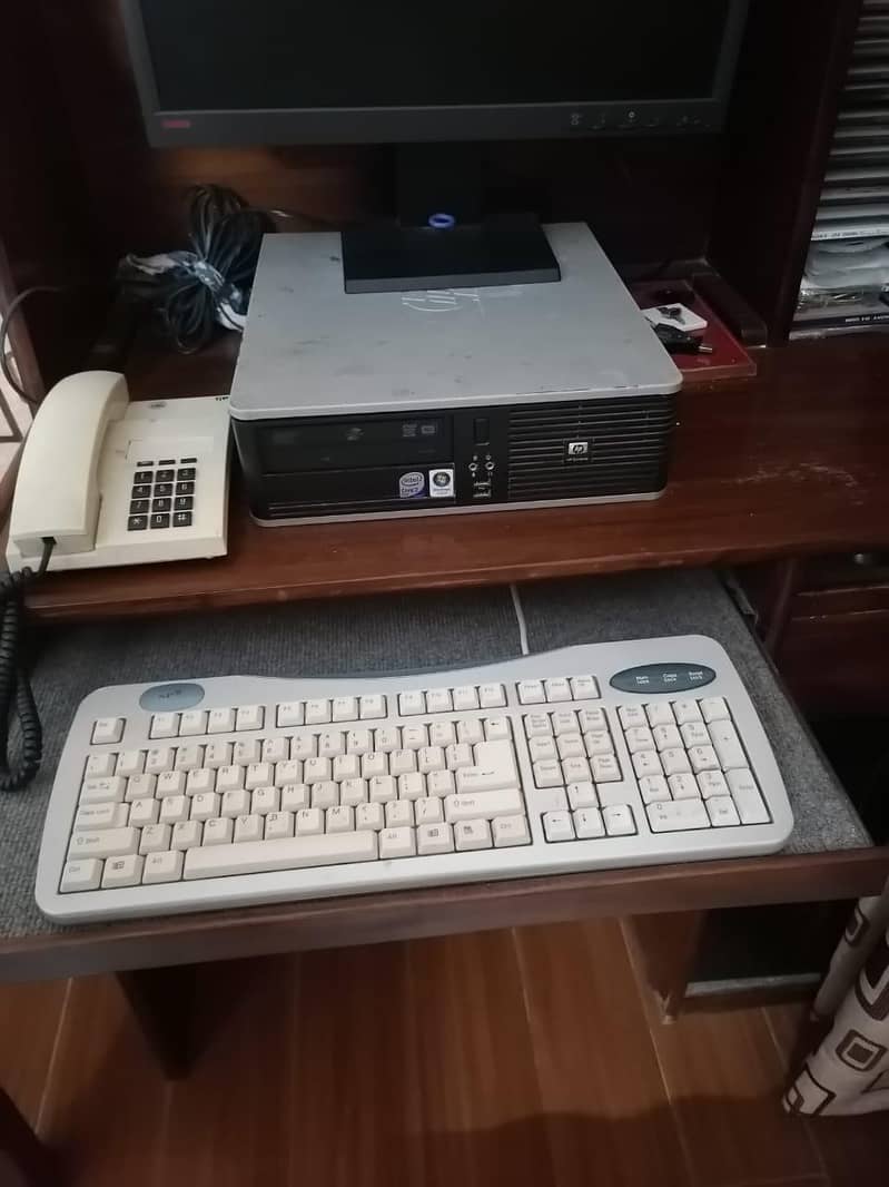 Luxury custom computer table 1