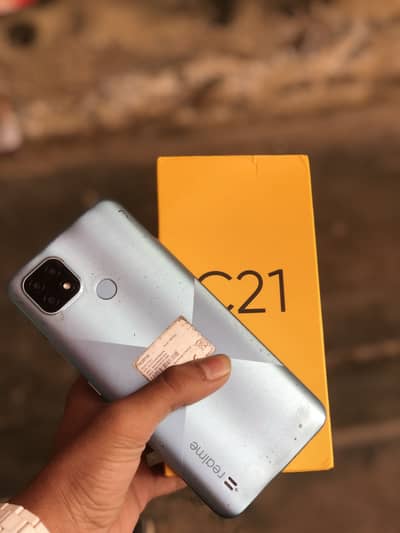 Alll ok mobile h bhout achi performance h