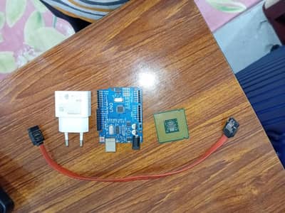 UNO coding  bord Samsung super fast charger  brain   of computer