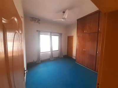 House for rent 10 Marla double story double unit slightly used