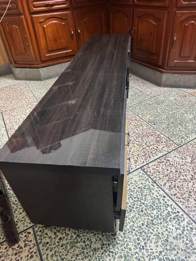 75 inch Led Tv console brand new condition