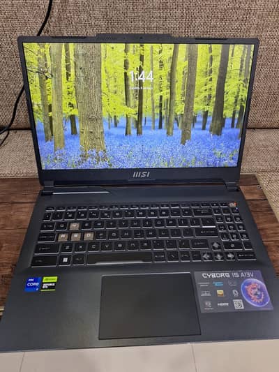 MSI Cyborg 15 A13VE | Core i7-13620H | RTX 4050 6GB | 16GB DDR5 |144Hz