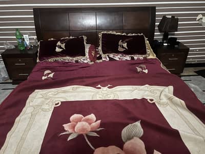 Bed, side tables and dressing table