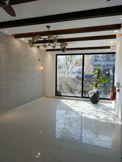 5 Marla Upper Portion For Rent In Johar Town.