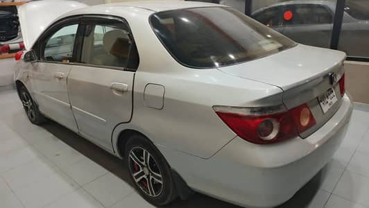 honda city   neat and clean car