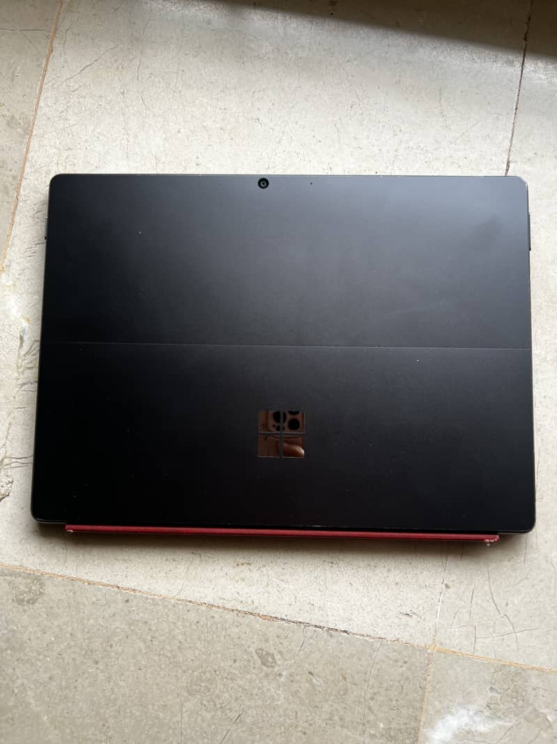 Microsoft Surface Pro 8 2
