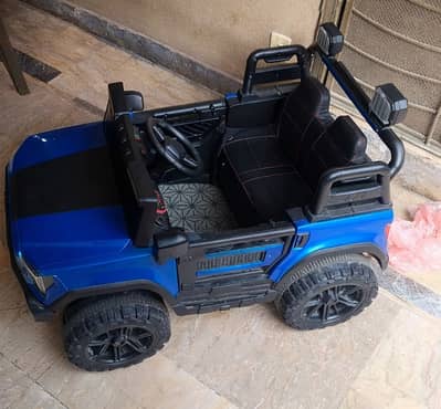 Kids Battery-Operated Jeep – Excellent Condition (Lightly Used)