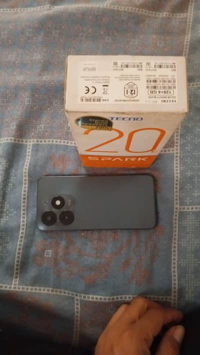 4,128 . Tecno spark 20c