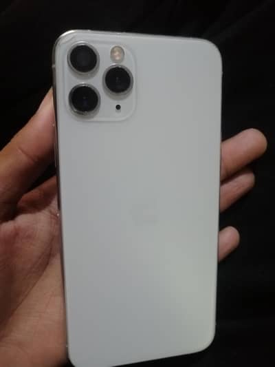 IPhone 11pro 256 gb factory unlock battery pnl change