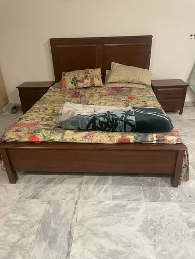 Bed set for sale