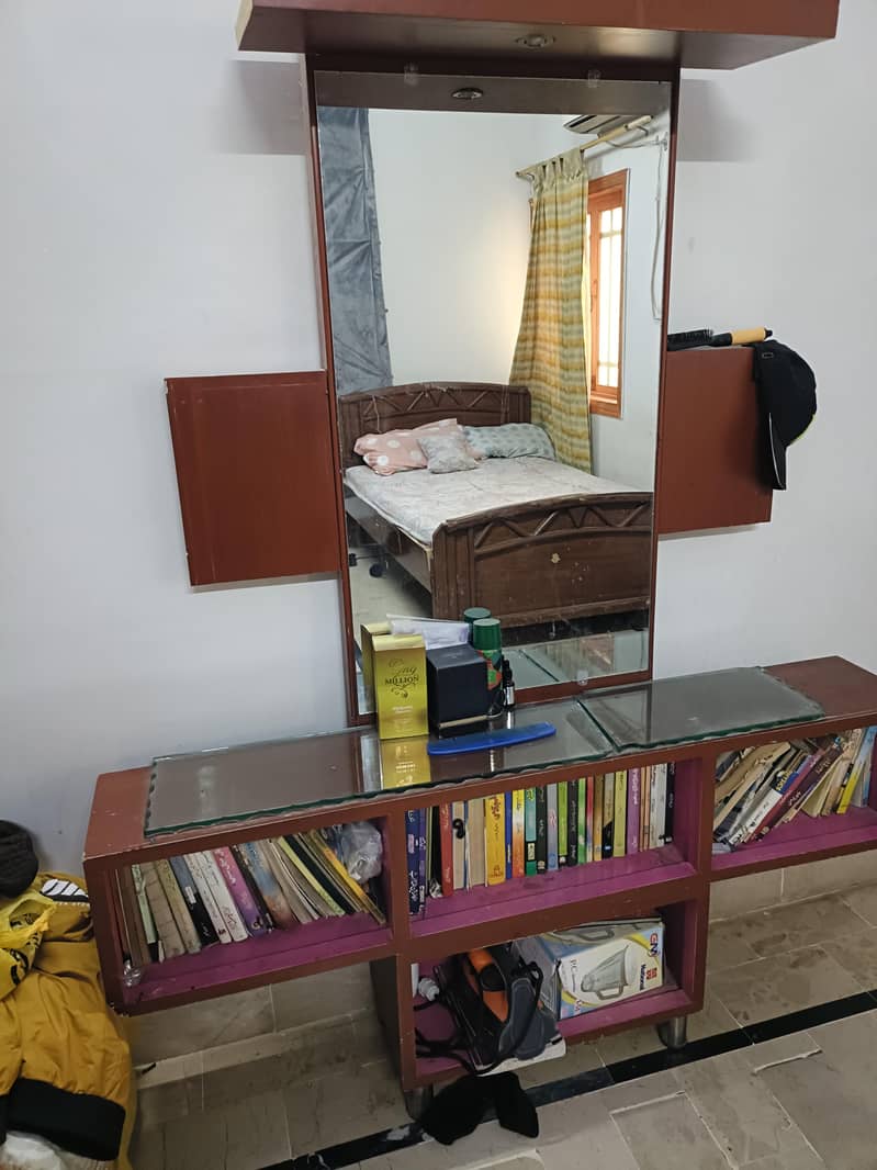 dressing table 1