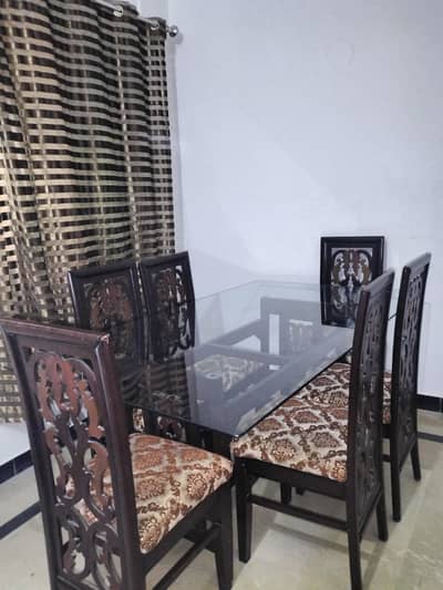 dining table with 6chairs